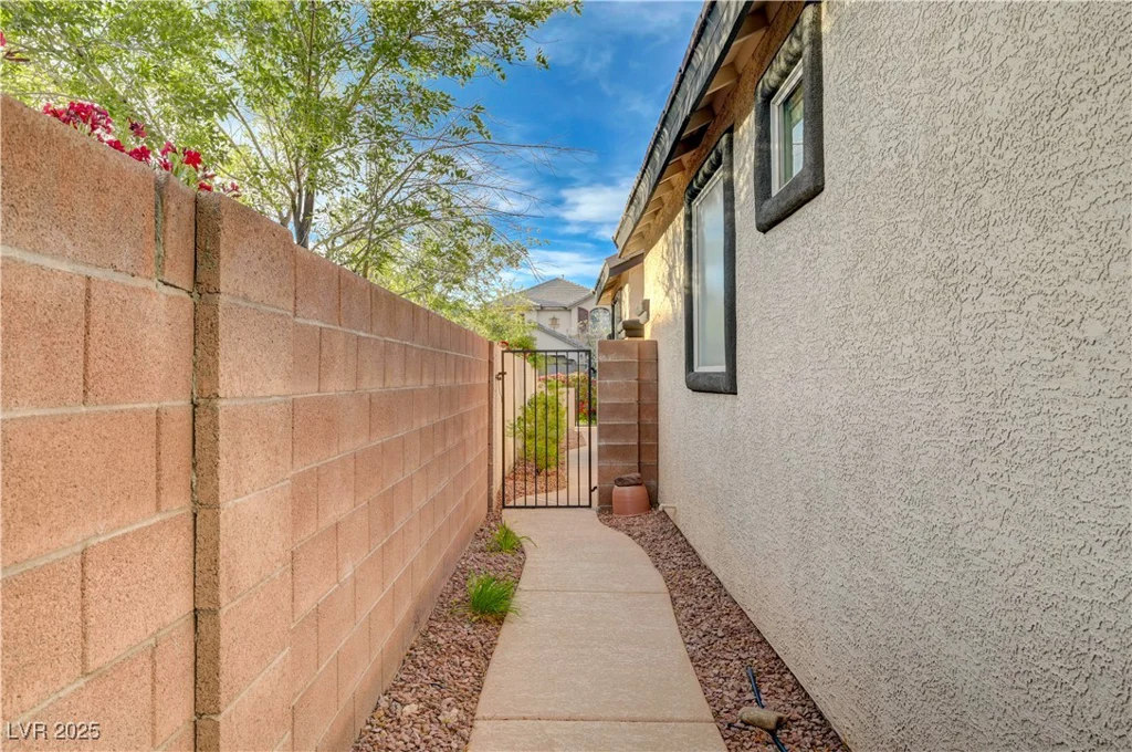 11441 Drappo, Las Vegas, NV 89138