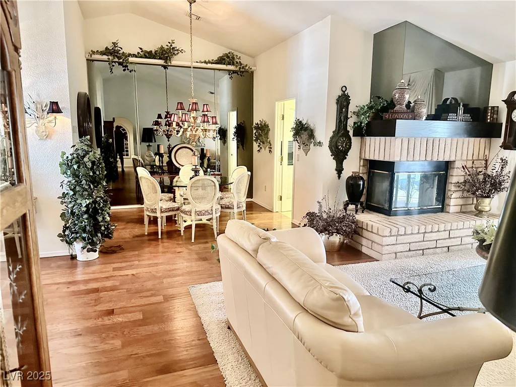 2820 Bluff Point, Las Vegas, NV 89134