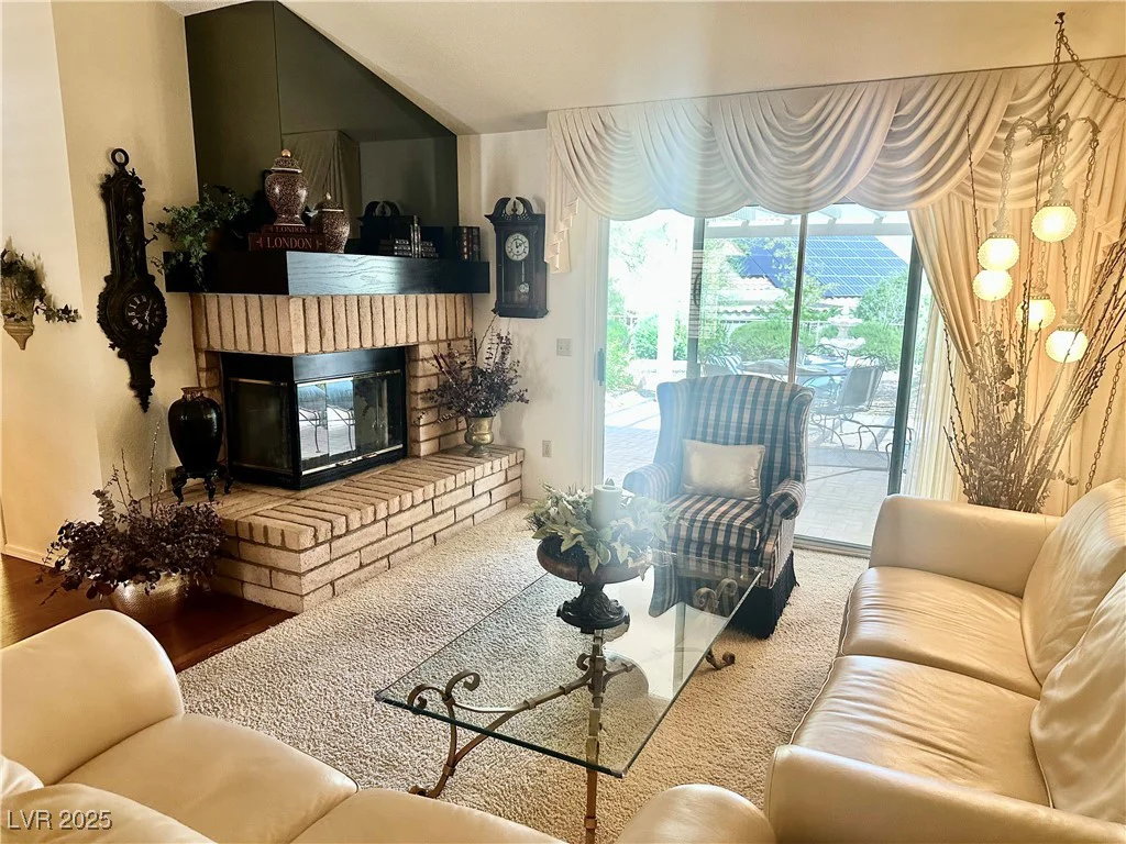 2820 Bluff Point, Las Vegas, NV 89134