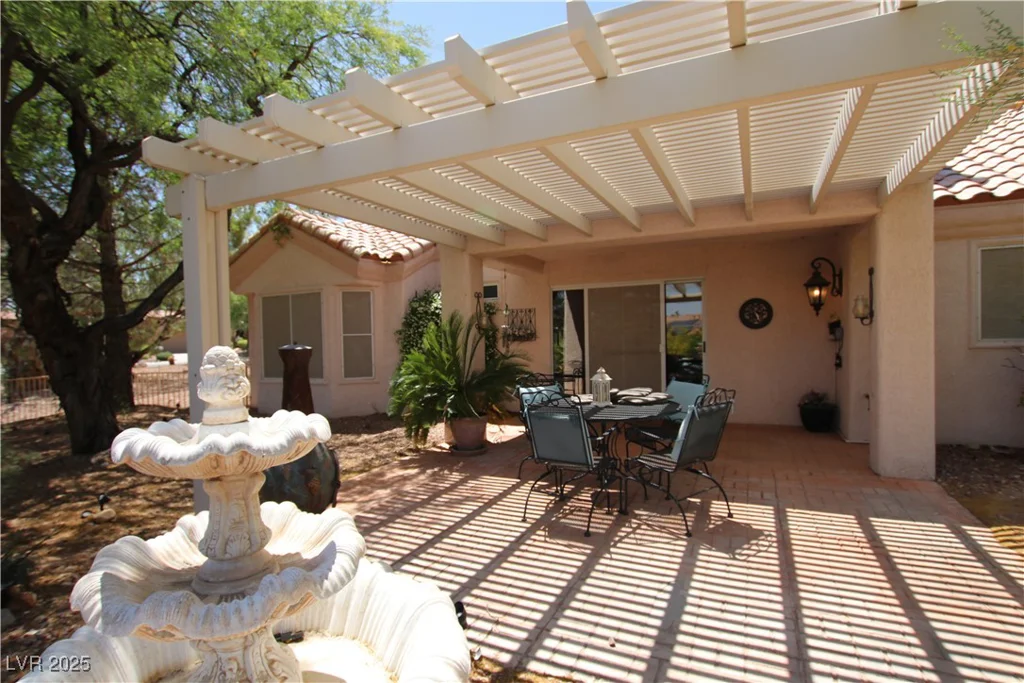 2820 Bluff Point, Las Vegas, NV 89134