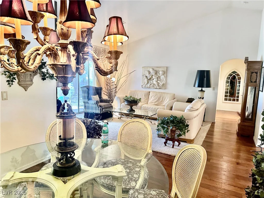 2820 Bluff Point, Las Vegas, NV 89134
