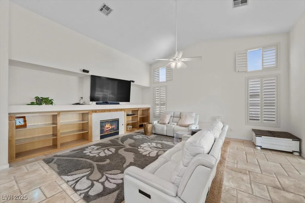 835 Market Crest, Las Vegas, NV 89110