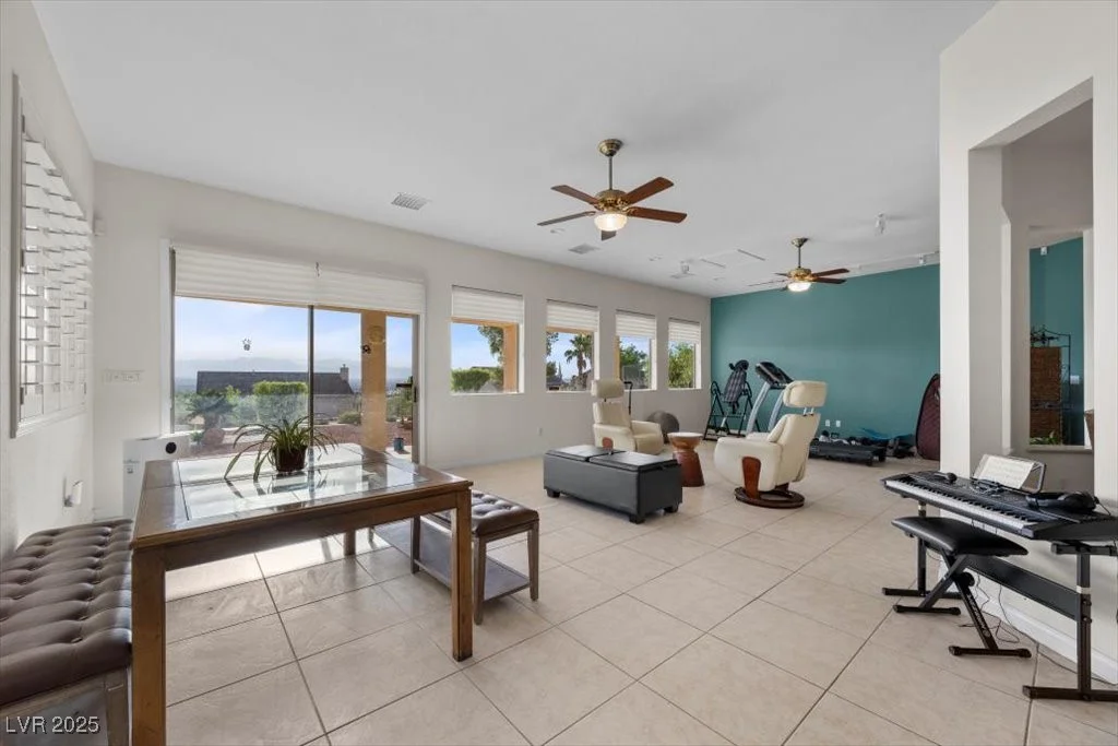 835 Market Crest, Las Vegas, NV 89110