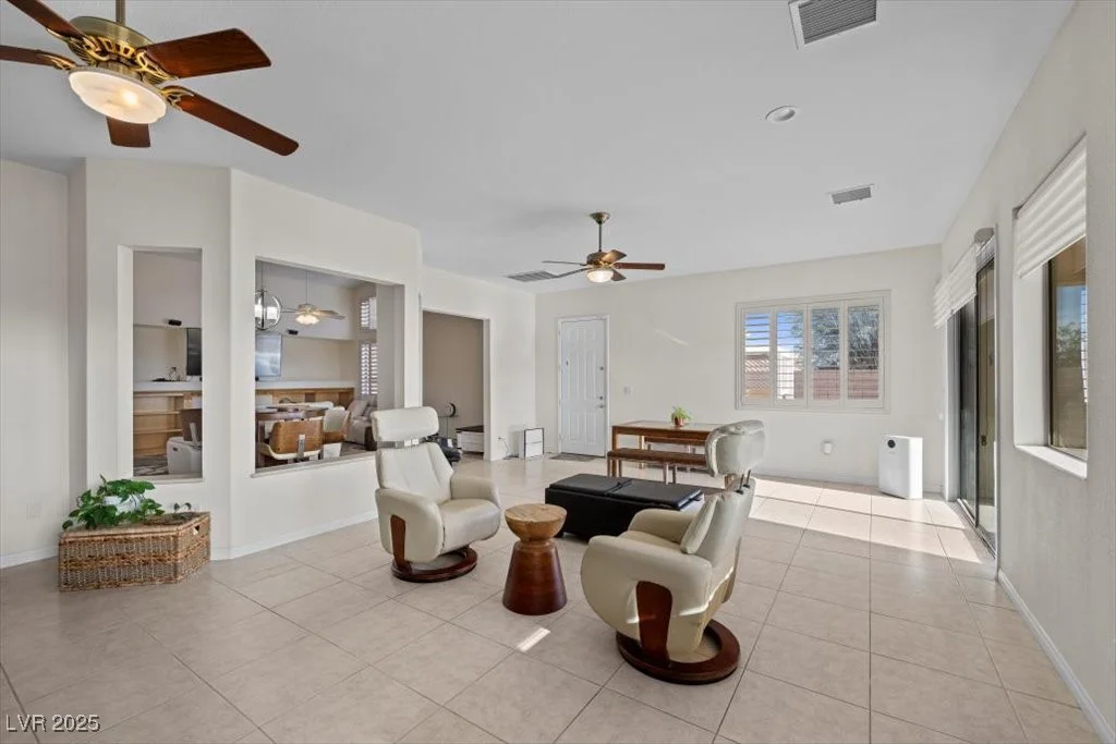 835 Market Crest, Las Vegas, NV 89110