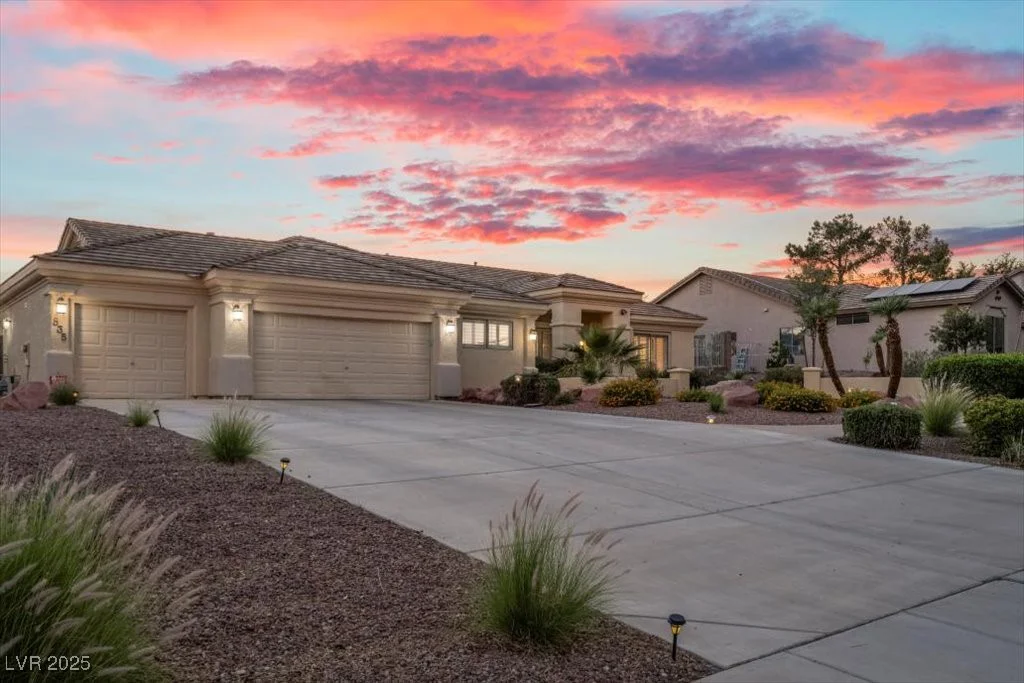 835 Market Crest, Las Vegas, NV 89110
