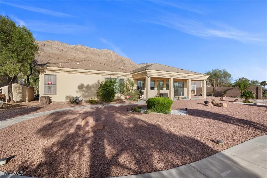 835 Market Crest, Las Vegas, NV 89110