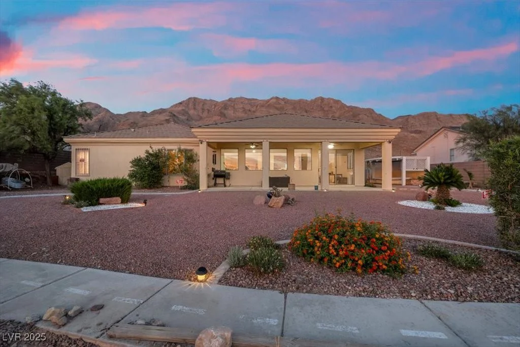 835 Market Crest, Las Vegas, NV 89110