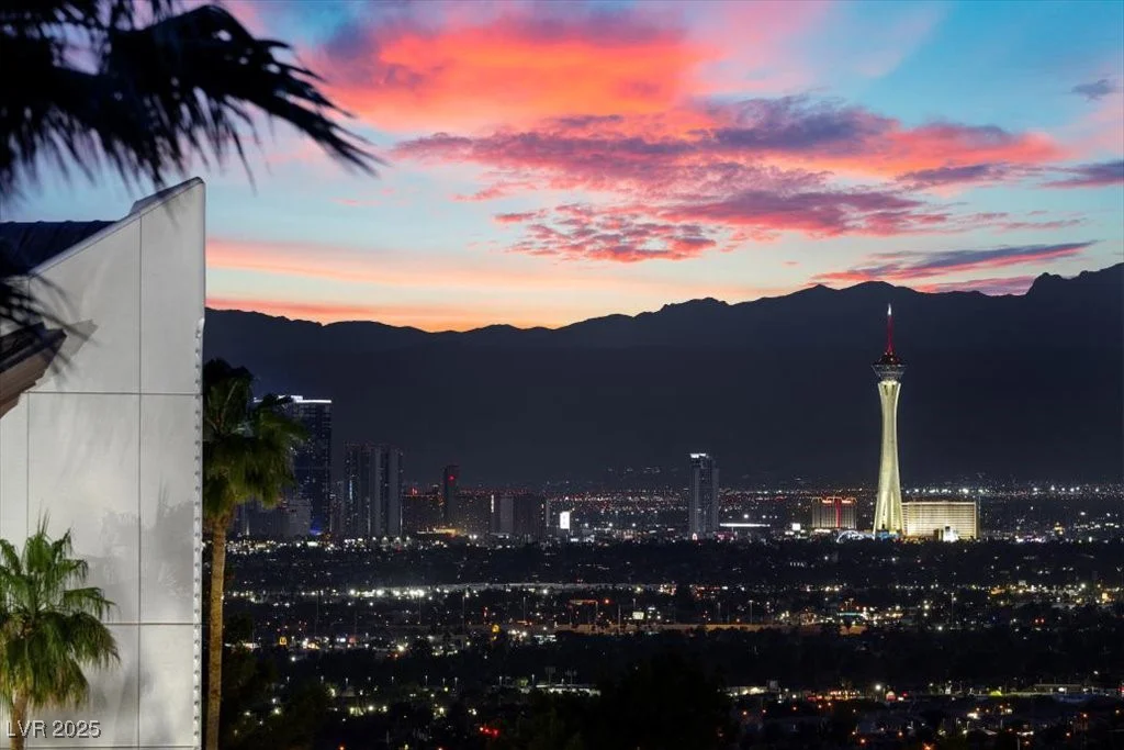 835 Market Crest, Las Vegas, NV 89110