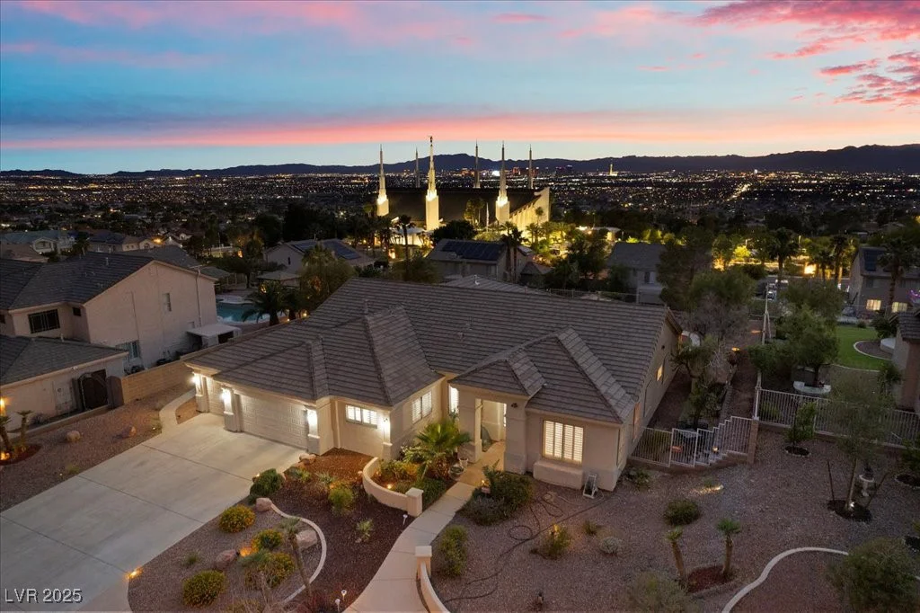 835 Market Crest, Las Vegas, NV 89110