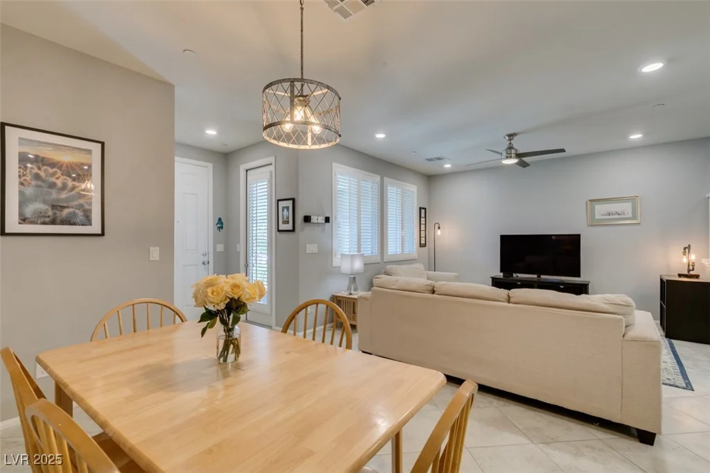 2870 Turnstone Ridge, Henderson, NV 89044