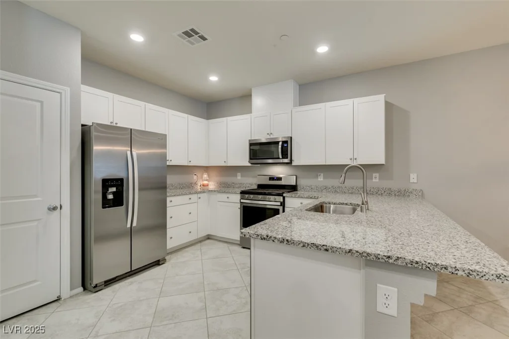 2870 Turnstone Ridge, Henderson, NV 89044
