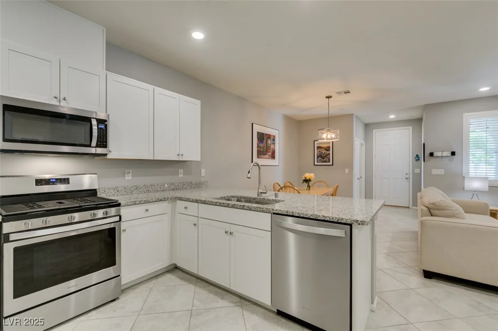 2870 Turnstone Ridge, Henderson, NV 89044