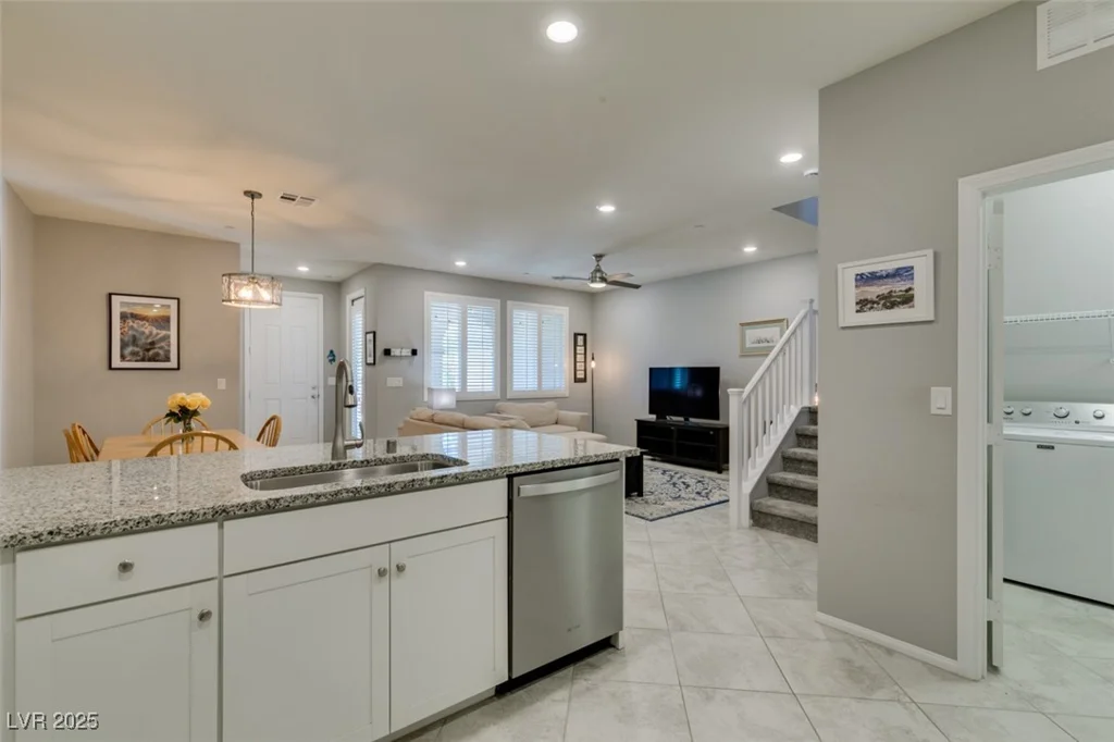 2870 Turnstone Ridge, Henderson, NV 89044