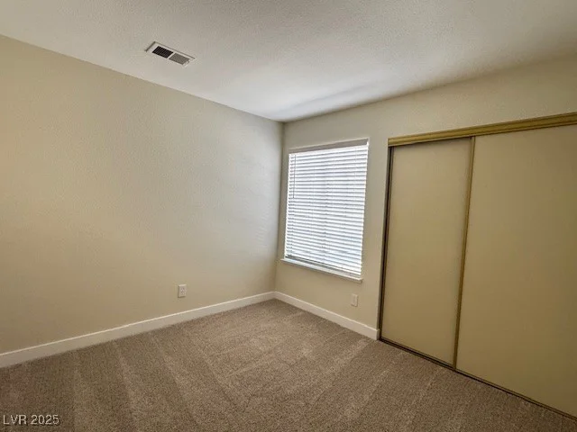 8010 Coffee Tree, Las Vegas, NV 89123