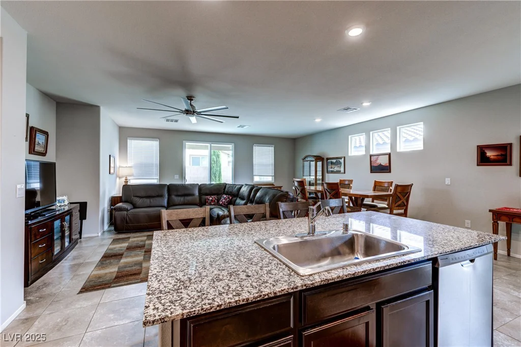 5854 Olivine Falls, Las Vegas, NV 89130