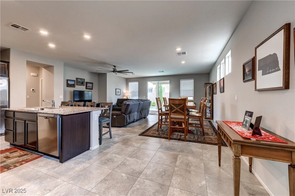 5854 Olivine Falls, Las Vegas, NV 89130