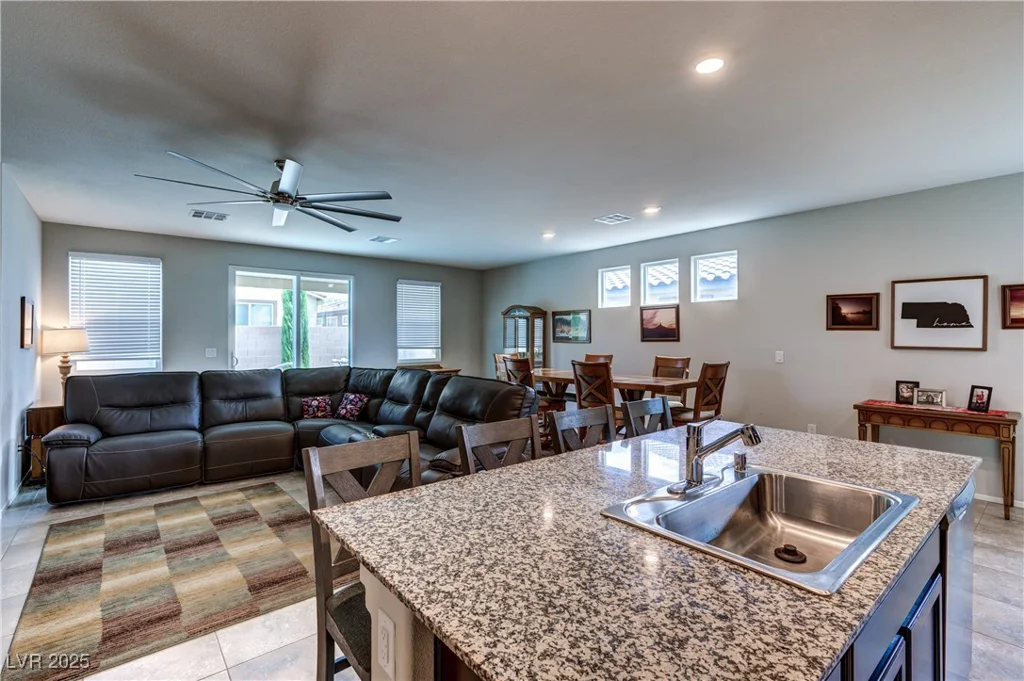 5854 Olivine Falls, Las Vegas, NV 89130