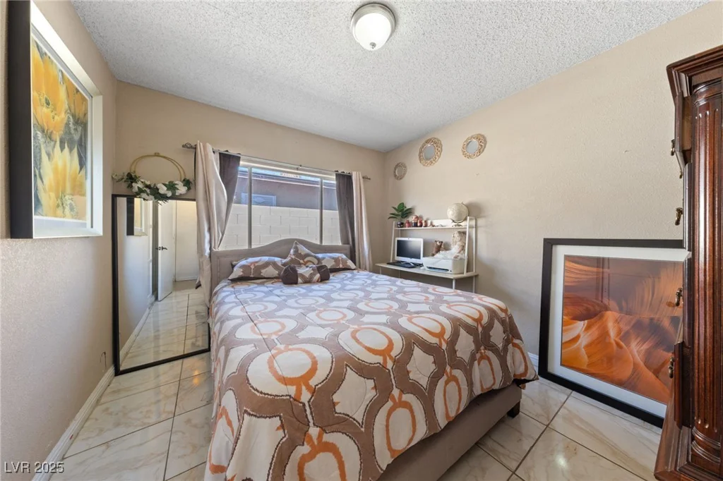 1916 Canosa, Las Vegas, NV 89104