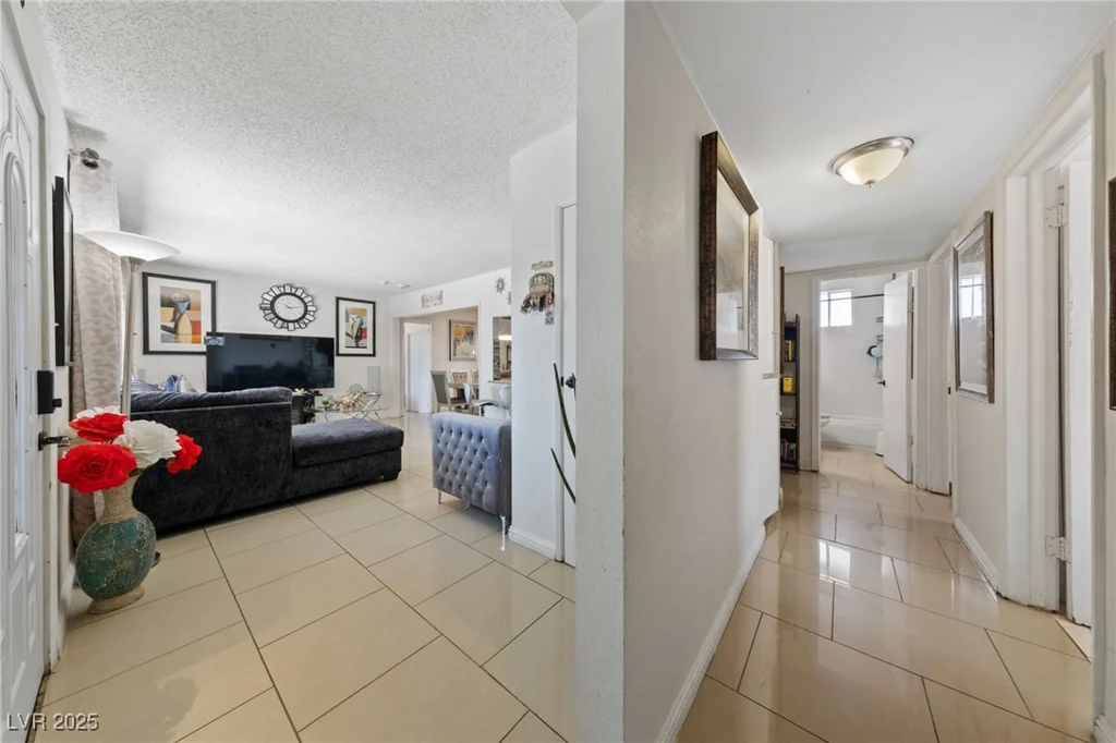 1916 Canosa, Las Vegas, NV 89104
