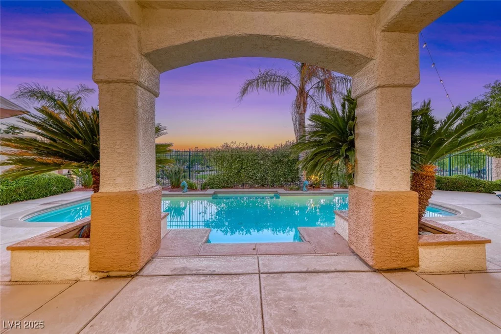 3050 Whispering Crest, Henderson, NV 89052