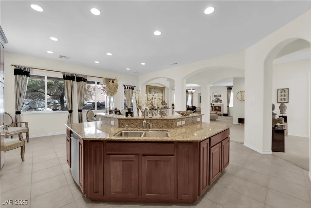 6739 Quapaw, Las Vegas, NV 89149