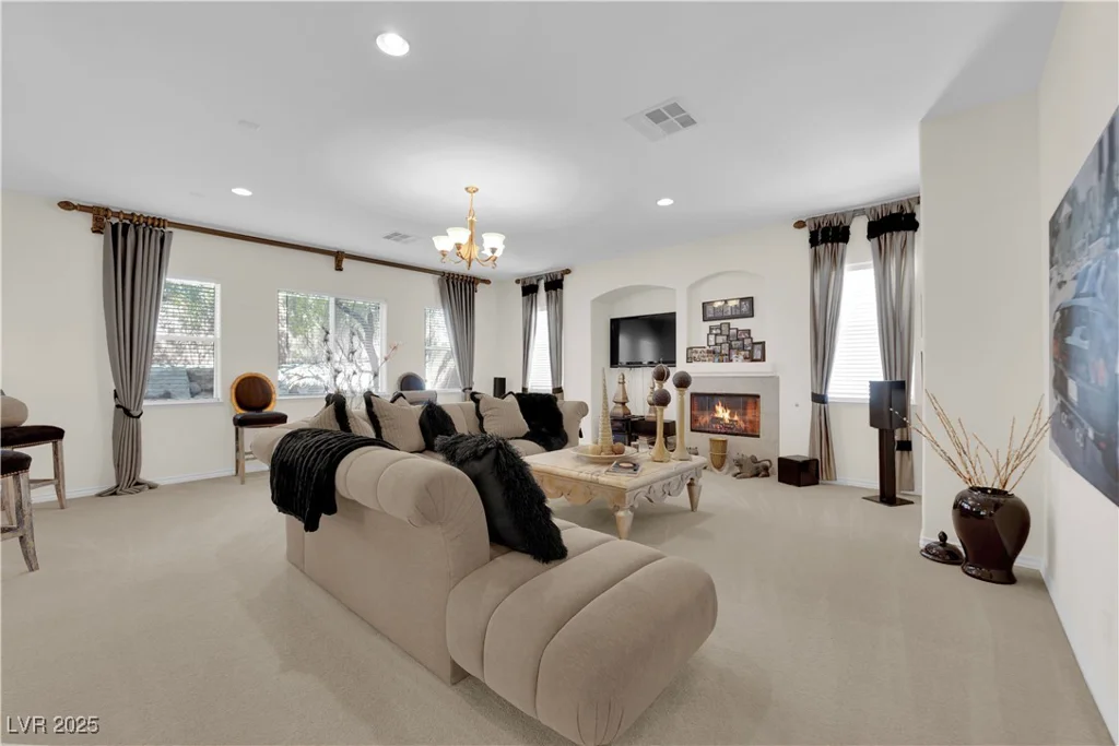 6739 Quapaw, Las Vegas, NV 89149