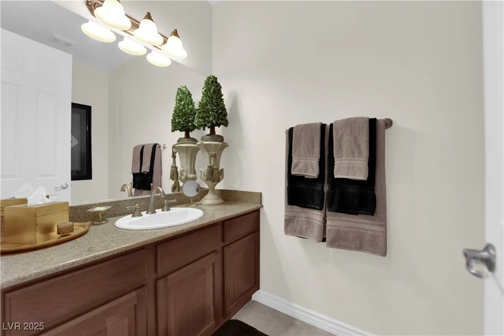 6739 Quapaw, Las Vegas, NV 89149