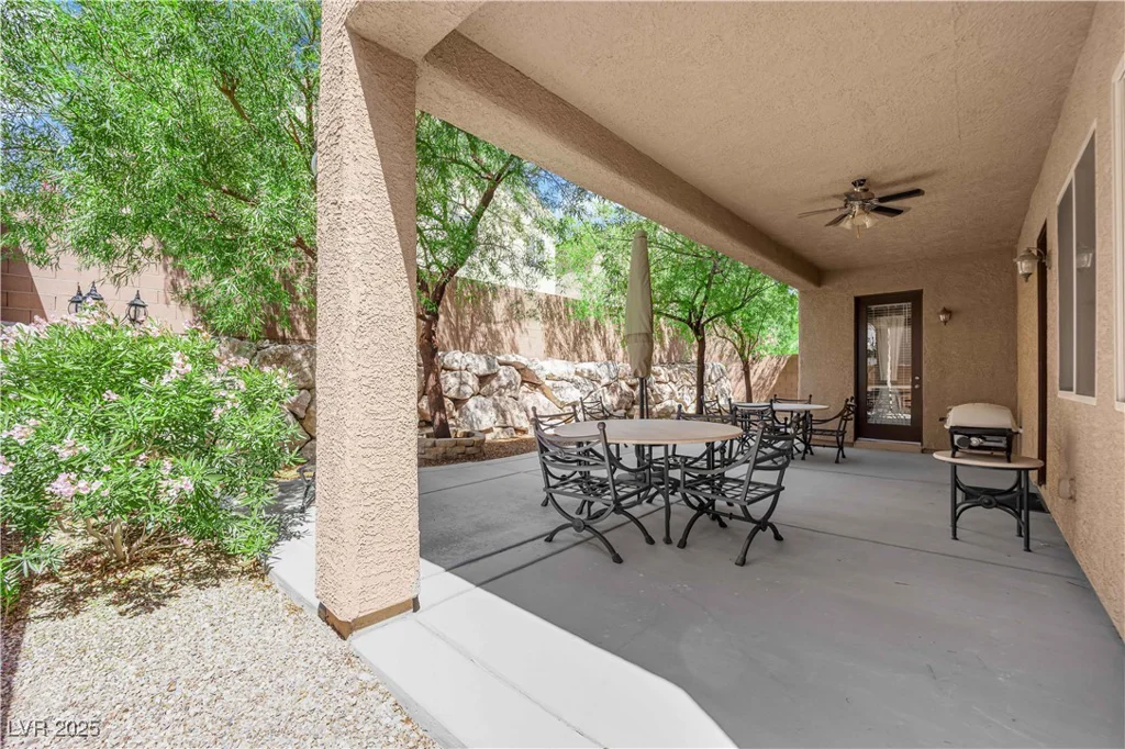 6739 Quapaw, Las Vegas, NV 89149