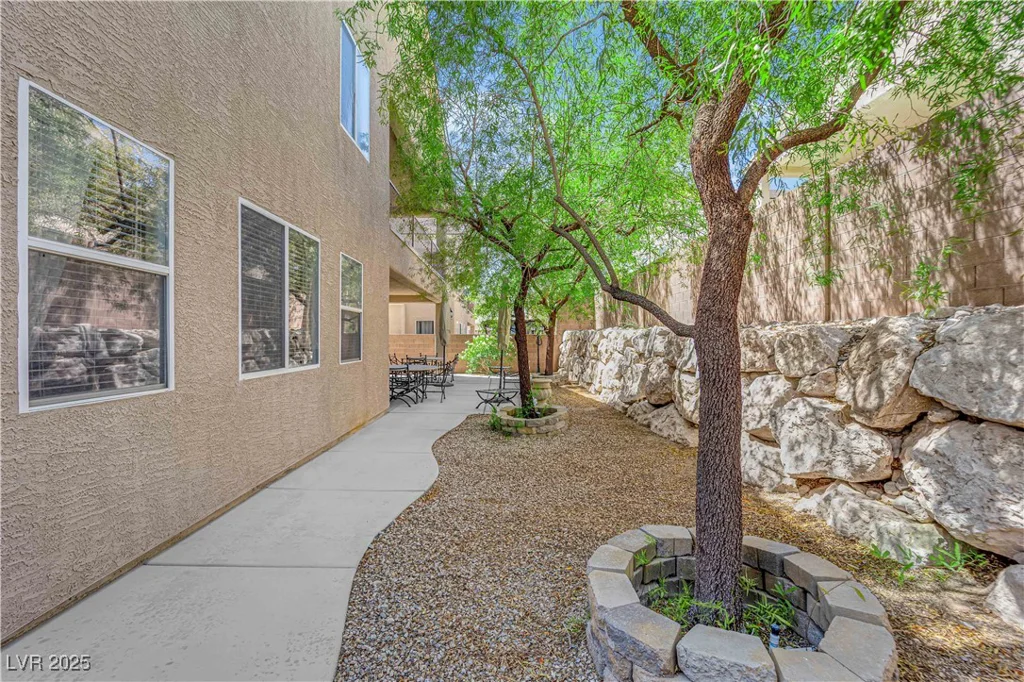 6739 Quapaw, Las Vegas, NV 89149