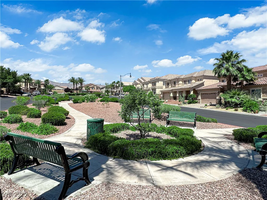 6739 Quapaw, Las Vegas, NV 89149