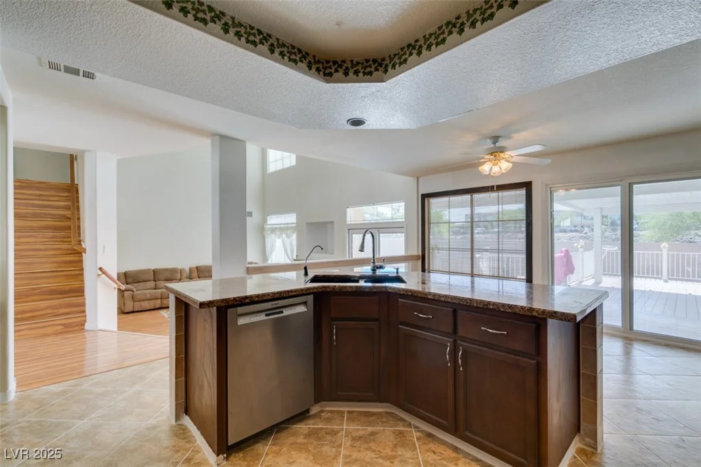 6 High Sierra, Henderson, NV 89074