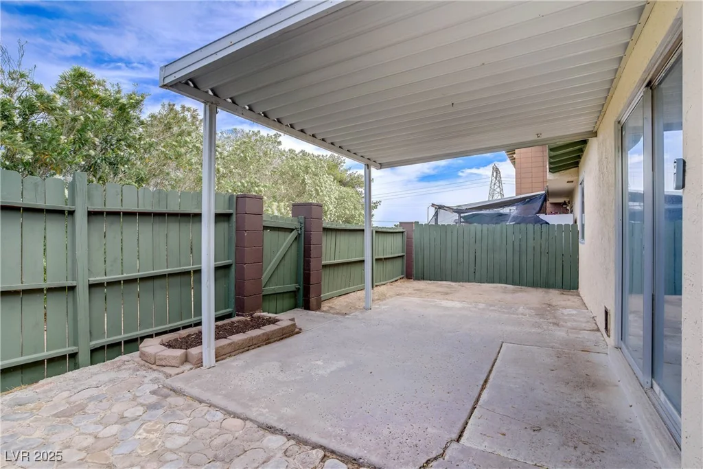 207 Van Wagenen, Henderson, NV 89015