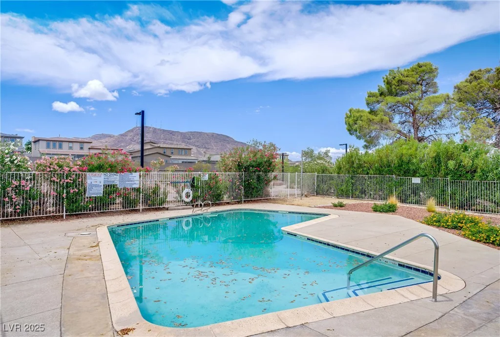 207 Van Wagenen, Henderson, NV 89015