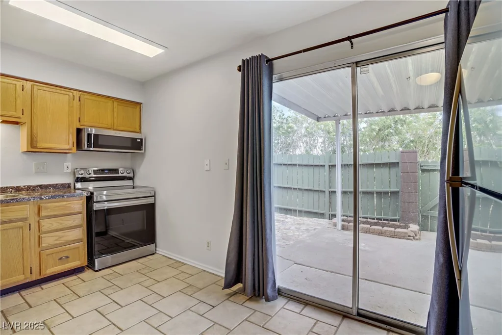 207 Van Wagenen, Henderson, NV 89015