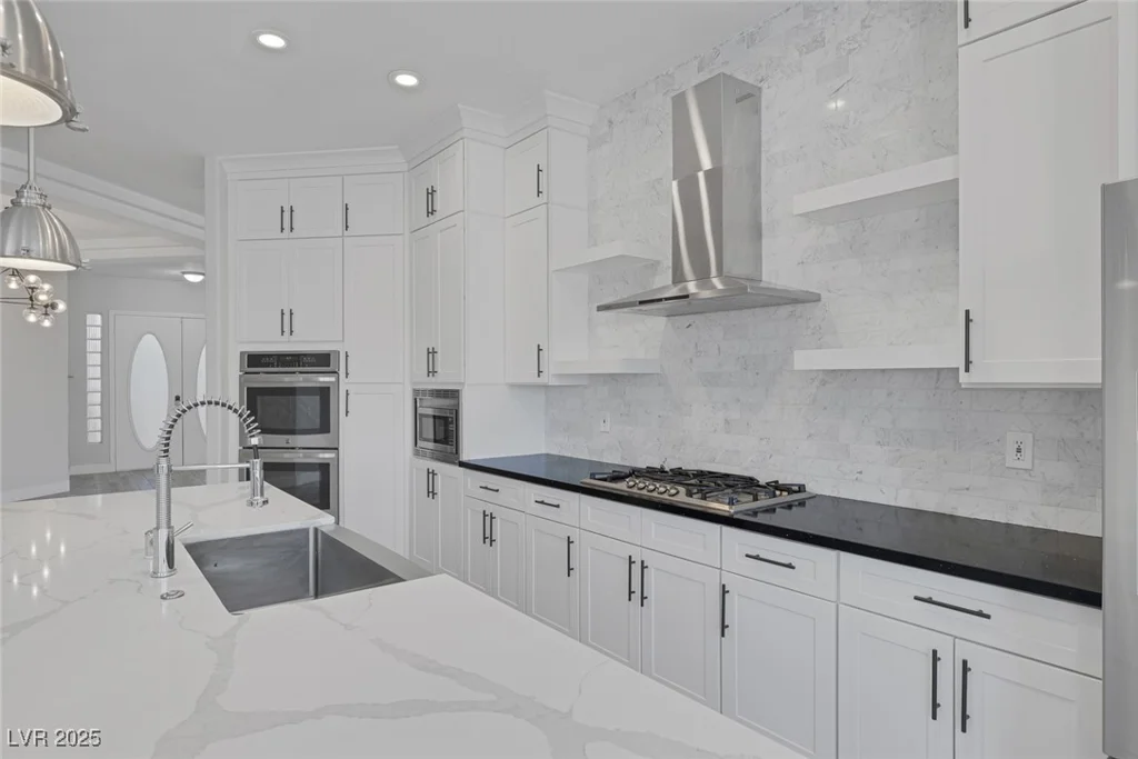 10113 Plomosa, Las Vegas, NV 89134