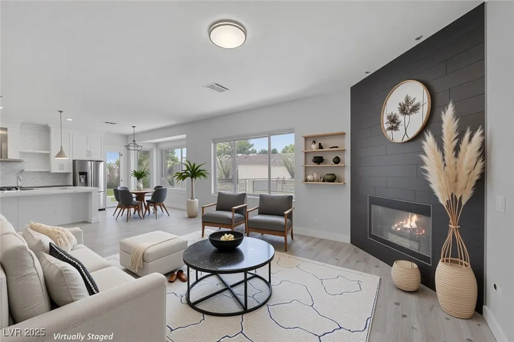 10113 Plomosa, Las Vegas, NV 89134