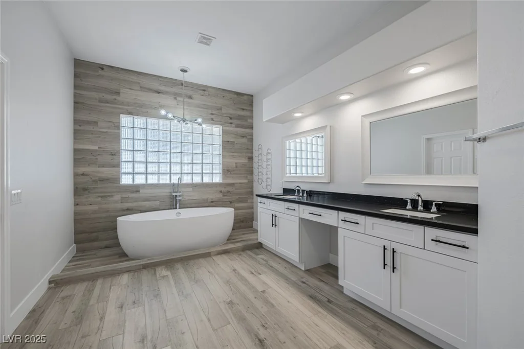 10113 Plomosa, Las Vegas, NV 89134