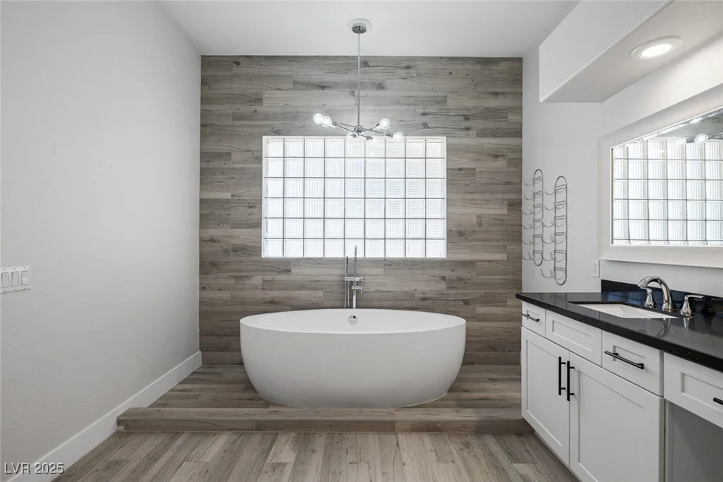 10113 Plomosa, Las Vegas, NV 89134