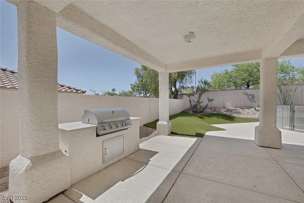 10113 Plomosa, Las Vegas, NV 89134