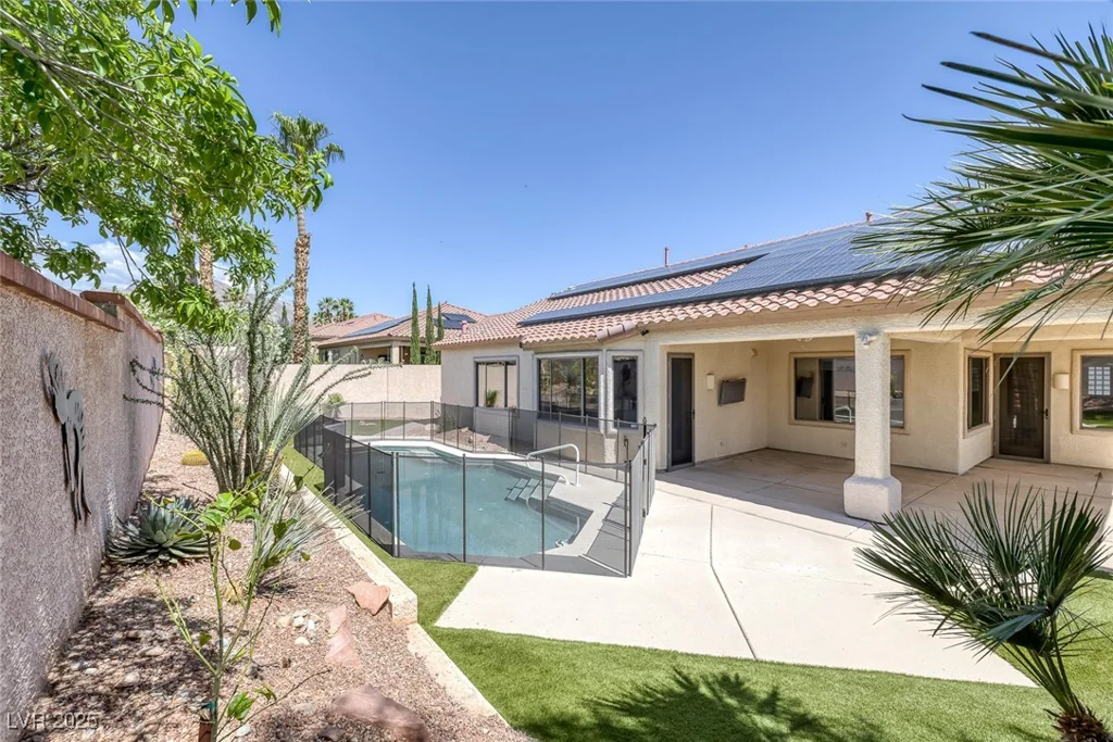 10113 Plomosa, Las Vegas, NV 89134