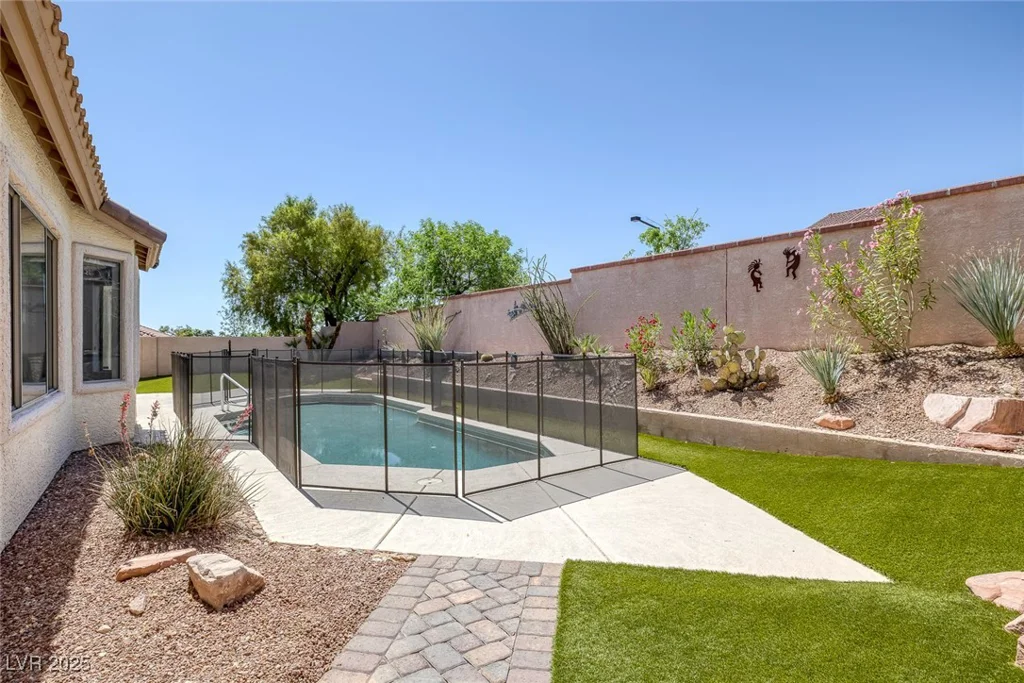 10113 Plomosa, Las Vegas, NV 89134