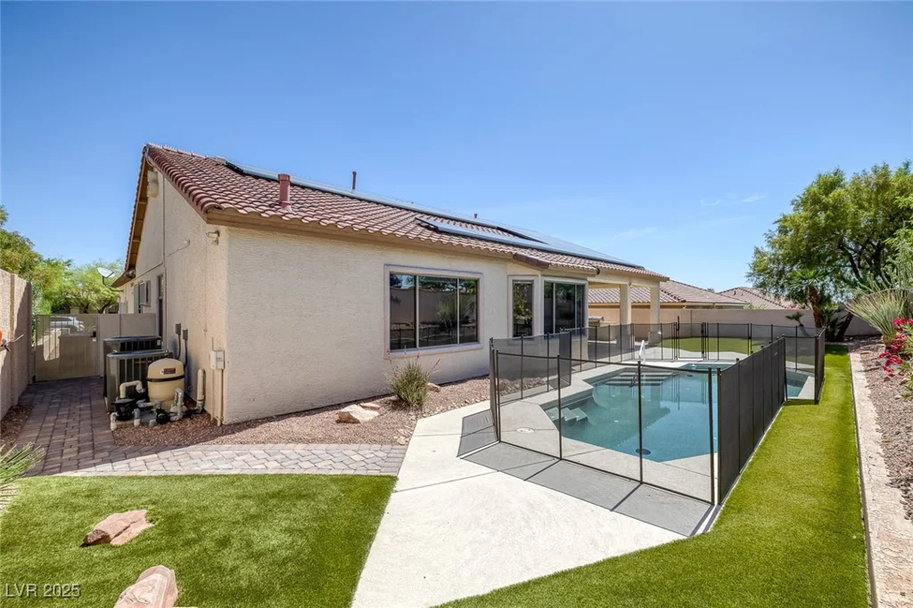 10113 Plomosa, Las Vegas, NV 89134