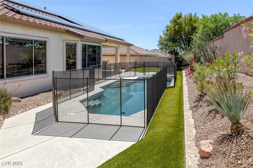 10113 Plomosa, Las Vegas, NV 89134