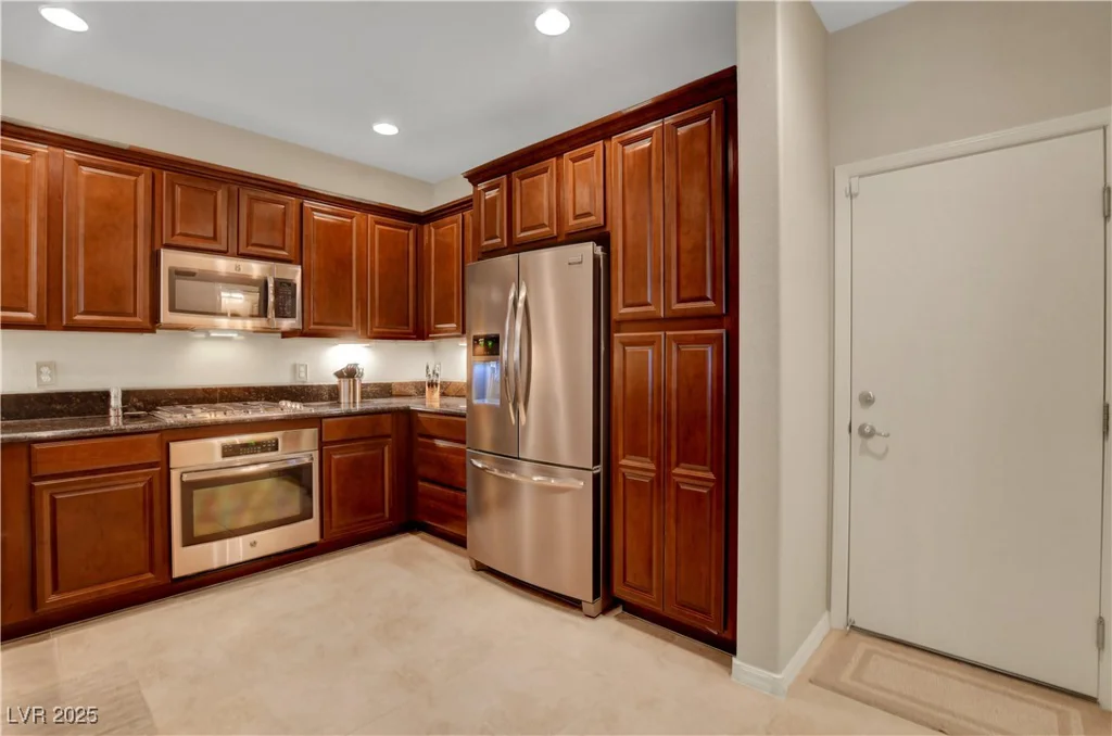 1560 Plaza Centre, Las Vegas, NV 89135