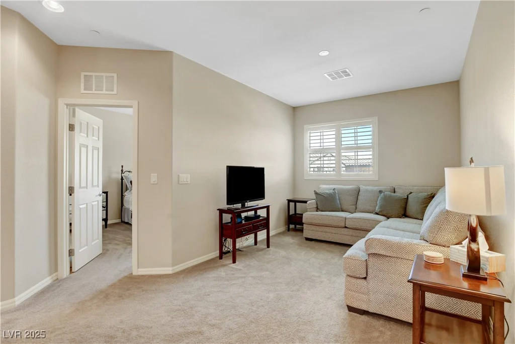 1560 Plaza Centre, Las Vegas, NV 89135
