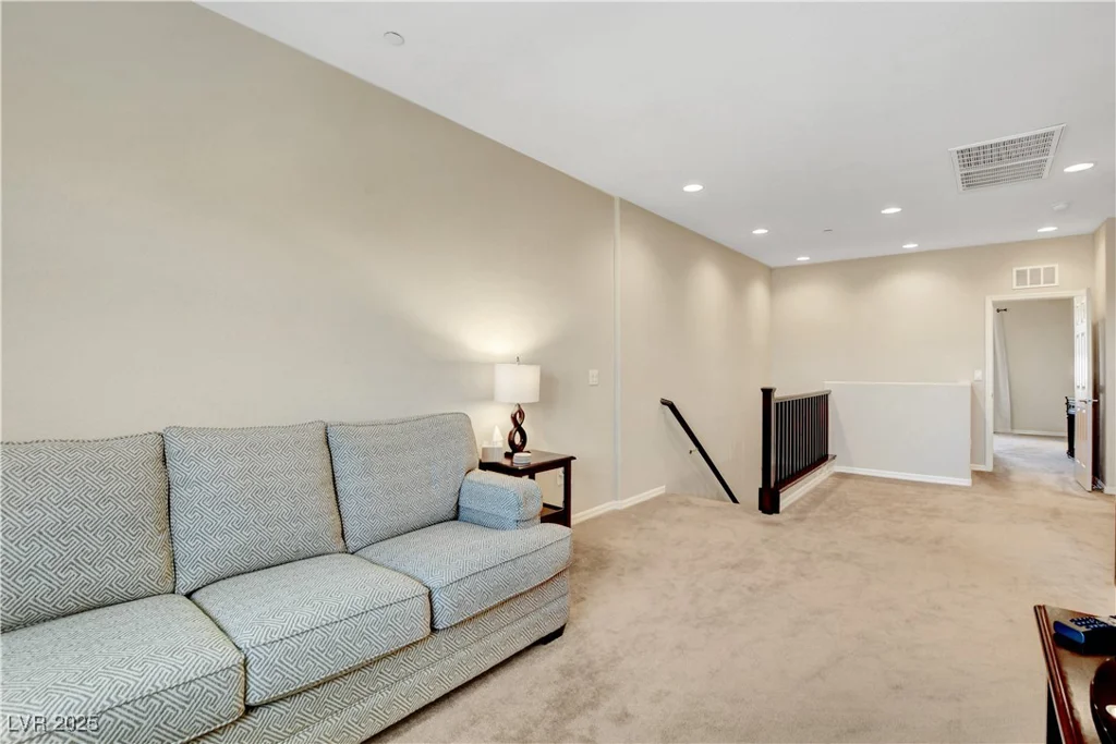 1560 Plaza Centre, Las Vegas, NV 89135