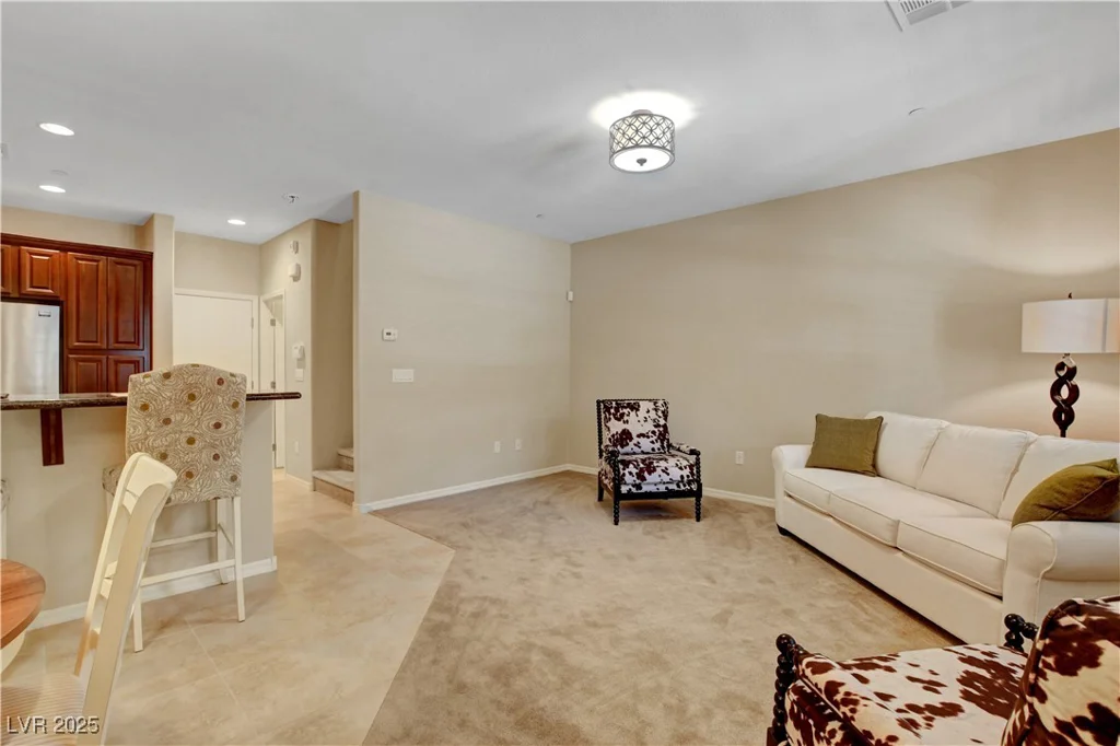 1560 Plaza Centre, Las Vegas, NV 89135