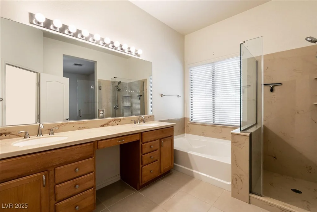 9025 Rusty Rifle, Las Vegas, NV 89143
