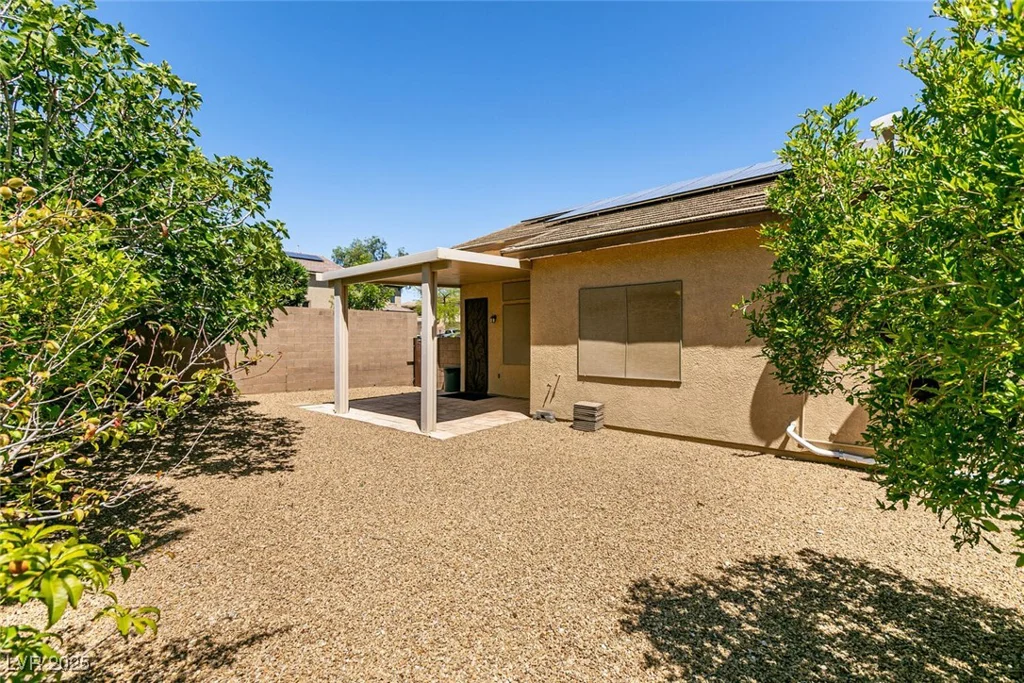 9025 Rusty Rifle, Las Vegas, NV 89143