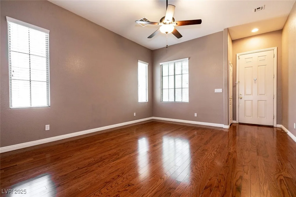9025 Rusty Rifle, Las Vegas, NV 89143